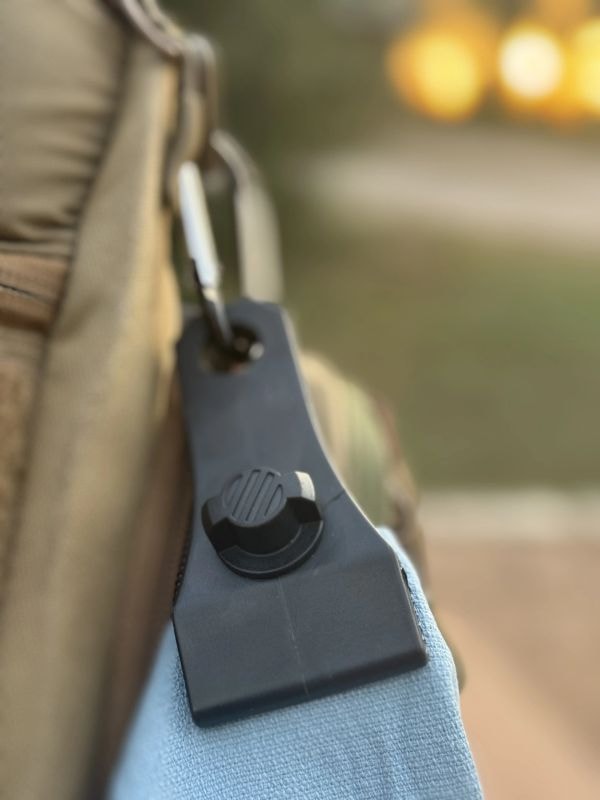 Fly Dry Towel bag clip carabiner close-up